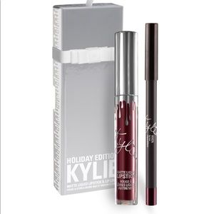 Kylie Cosmetics Holiday “VIXEN” Matte Lip Kit!